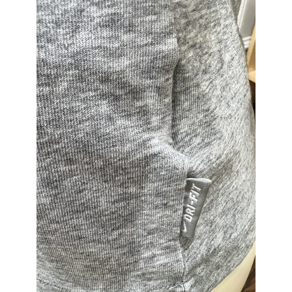 Nike Dri-Fit Just Do It Women's Medium 8-10 Gray T-shirt EUC